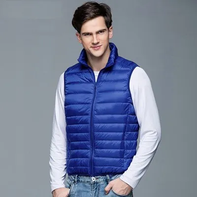 2018 New Winter Men 90% White Duck Down Vest Portable Ultra Light Sleeveless Jacket Portable Waistcoat for Men