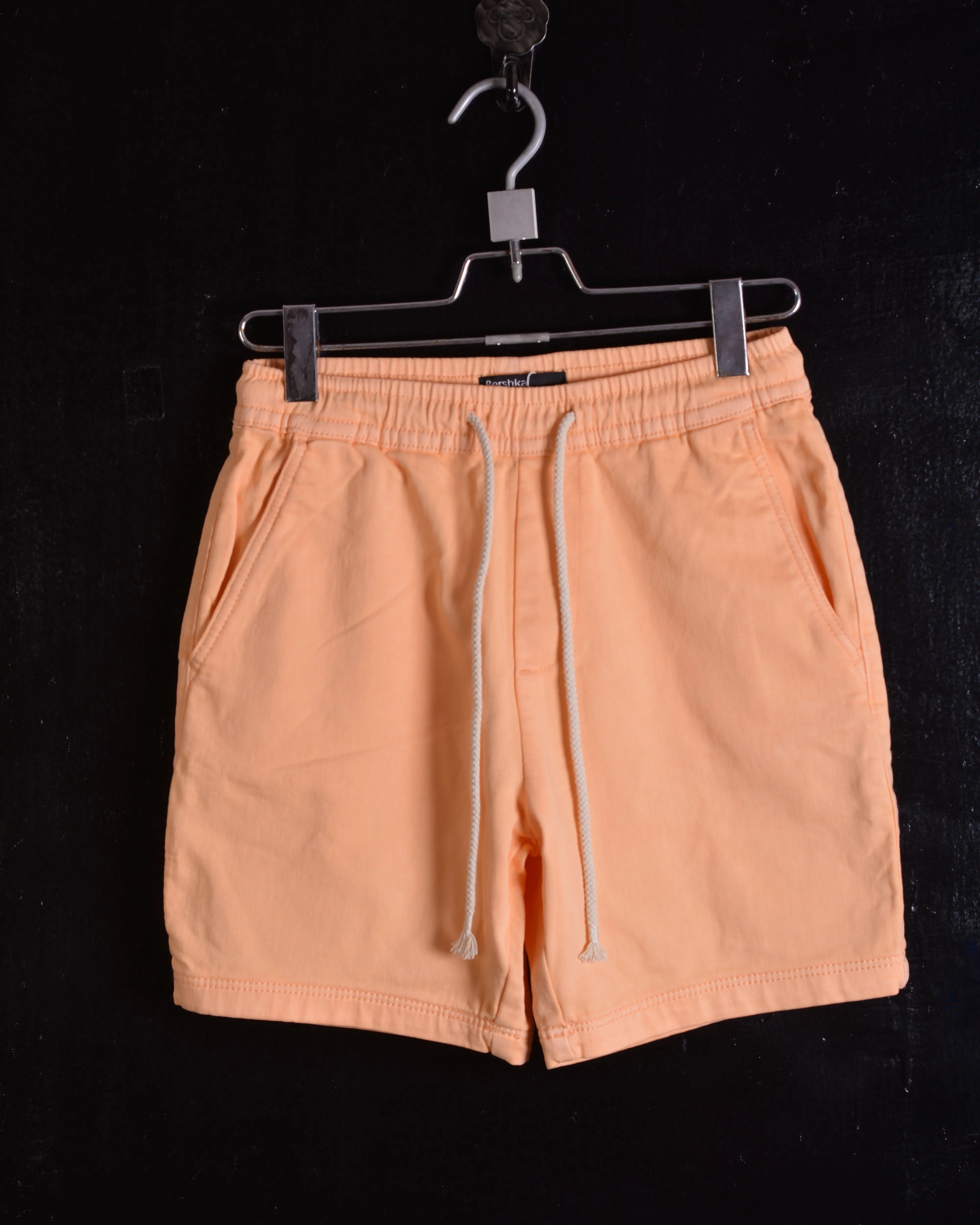 Bershka Soft jogging Bermuda shorts Orange