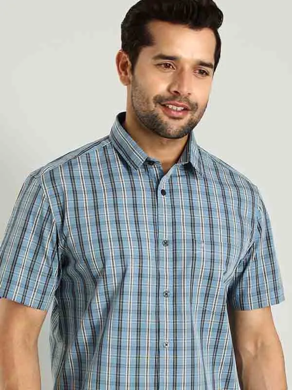 Men Checked Half Sleeve Cotton Shirt