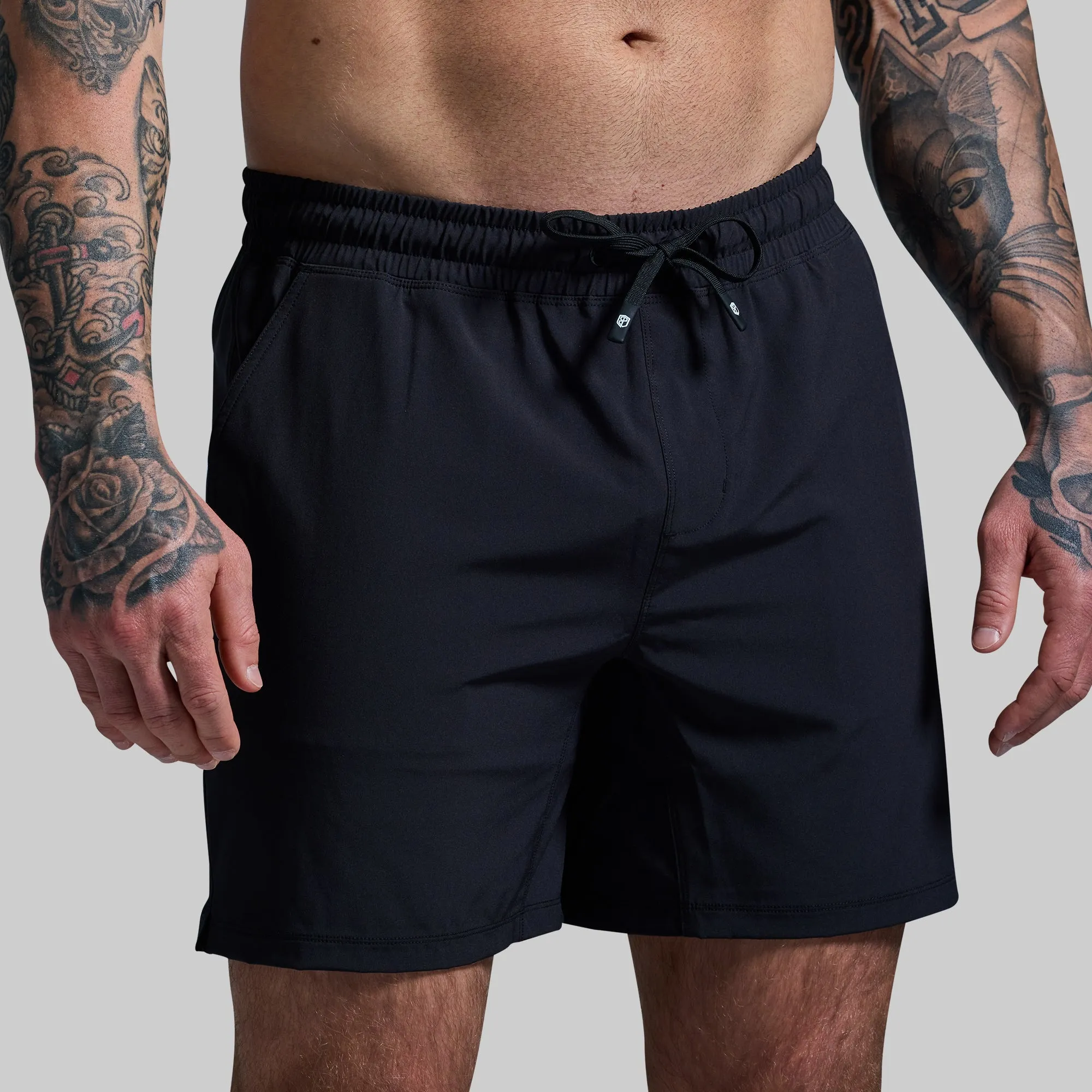 Peak Short (Black)